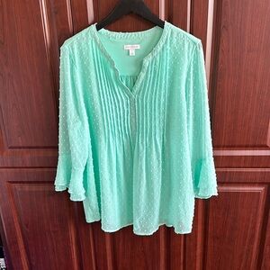 Green Charter Club chiffon dotted Swiss top.